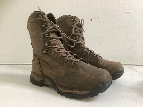 Men's Danner Boots, 11, E-Commerce Return - Lot 140