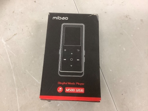 Digital MP3 Player, Powers Up, E-Commerce Return - Lot 145