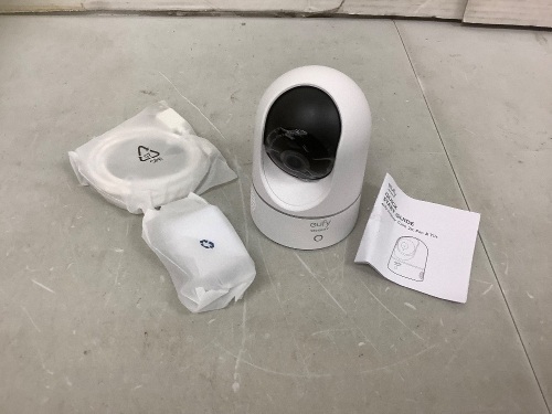 Indoor Security Camera, Powers Up, Appears New - Lot 189