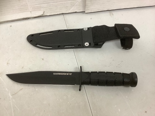 Knife & Sheath, Appears New - Lot 190