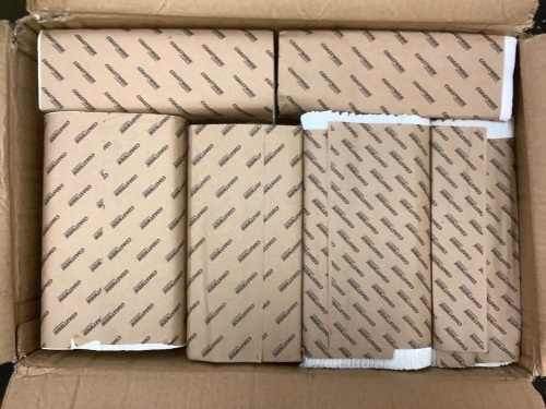 Lot of (12) Packs Multifold Towels, Appears New - Lot 261
