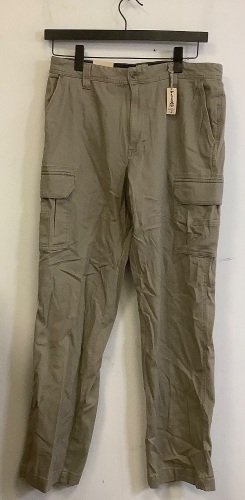 Men's Redhead Pants, 34x32, Small Stain, E-Commerce Return - Lot 390