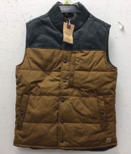 Red Head Mens Vest, Medium, New - Lot 486