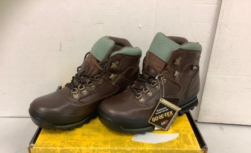 Men's Boots, 10M, New - Lot 587