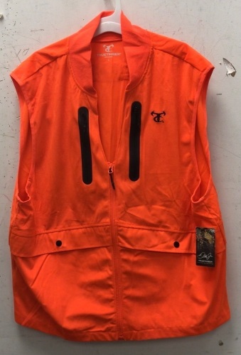 Men's TrueTimber Hunting Vest, L, Appears New - Lot 603