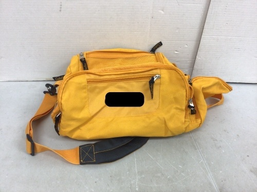Duffle Bag, Appears New - Lot 655
