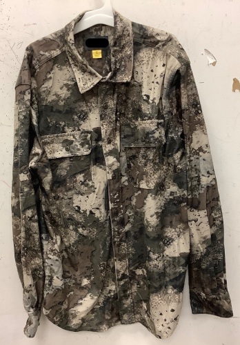 Men's Shirt, XL, New - Lot 808