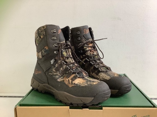 Men's Danner Boots, 10.5D, E-Commerce Return - Lot 906