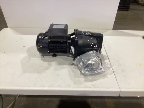 Water Pump  - Lot 402