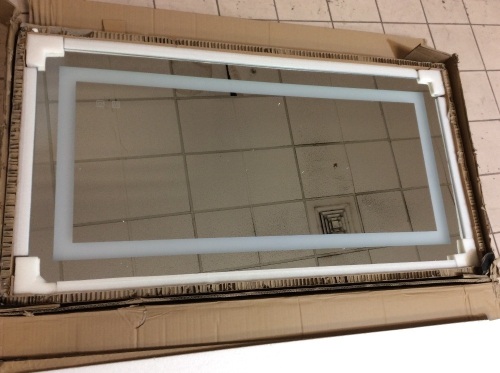 Vingli LED Illuminated Bathroom Mirror - Appears New - Lot 147