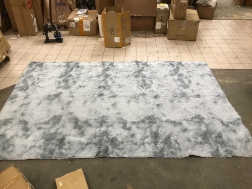 Shaggy Gray & White Rug, 117" x 81.5" - Appears New - Lot 217