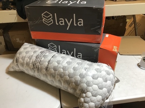 Lot of (2) Layla Kapok Pillow Queen - Appear New  - Lot 257