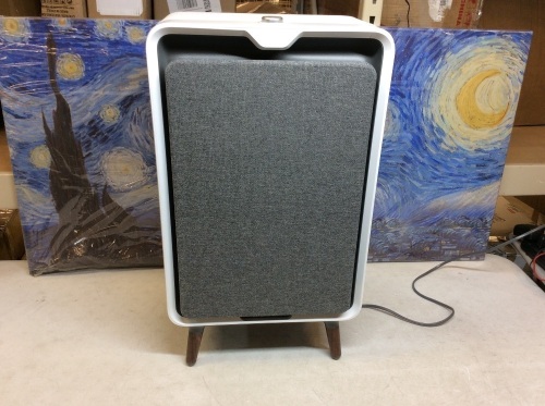 Bissell air320 Smart Air Purifier with HEPA and Carbon Filters for Large Room, Auto Mode, 2768A, White/Grey - E-Comm Return, Used  - Lot 494