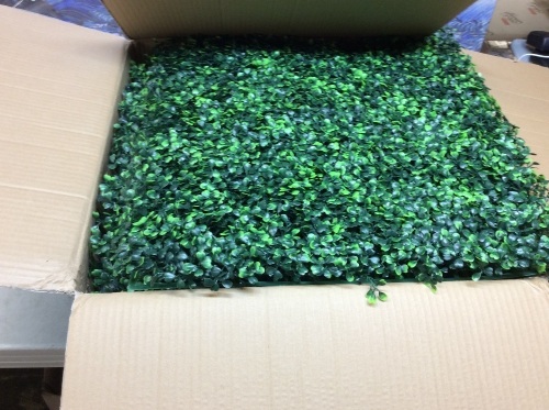 Vingli 6 pc 20" x 20" Artificial Boxwood Panels - E-Comm Return, Appear New  - Lot 904