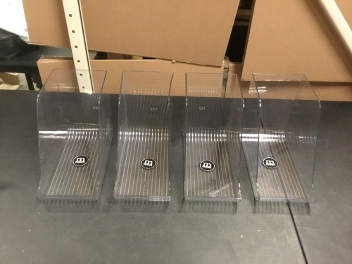 Lot of (4) mDesign Open Front Plastic Storage Bins, 1 Has Small Crack - Appear New - Lot 926