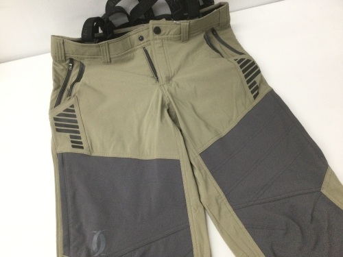 Cabela's Instinct Prairie Runner Pants with 4MOST REPEL for Men,APPEARS NEW - Lot 399