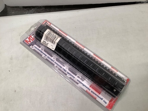 MI AR15 Drop In Handguard, Appears New - Lot 121