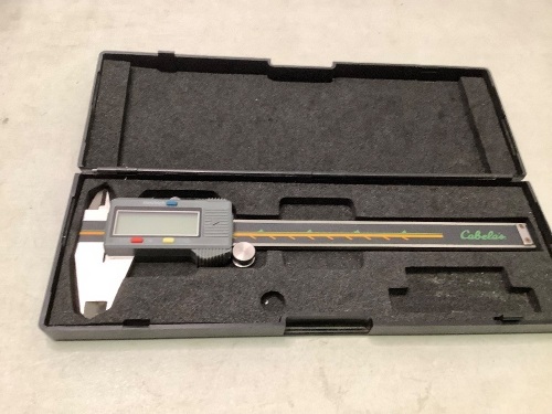 Digital Caliper, Powers On, Appears New - Lot 193