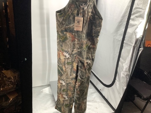 Red Head Insulated Silent Hide Mens Large, Appears New - Lot 218