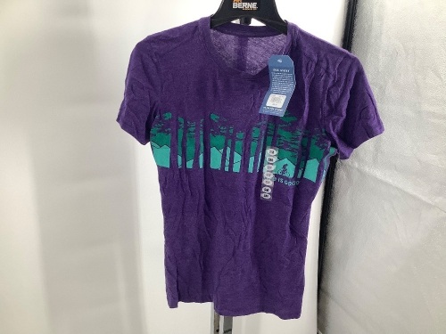Life Is Good Women's Cool Tee, Small, Appears New - Lot 221