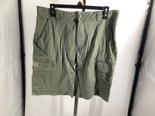 Red Head Men's Shorts, 34, Appears New - Lot 241