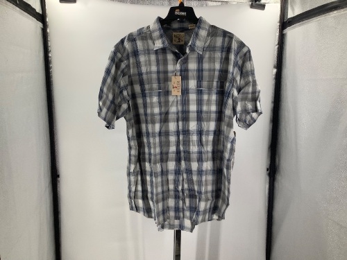 Red Head Short Sleeve Button Up Shirt, Men's 2XL, Appears New - Lot 244