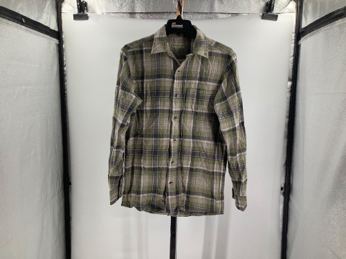 Hobbs Creek Men's Shirt, Small, Appears New - Lot 264