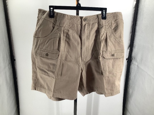 Red Head Men's Shorts, 40, Appears New - Lot 287