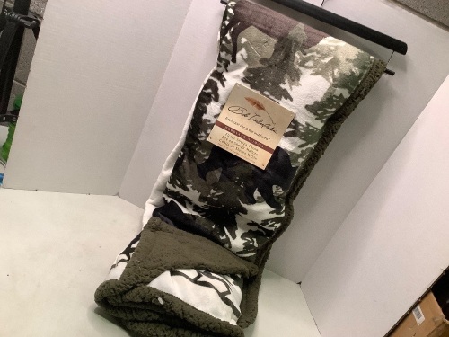 Bob Timberlake Woodland Animals Fleece Sherpa Throw, Ecommerce Return, Small Tear - Lot 345