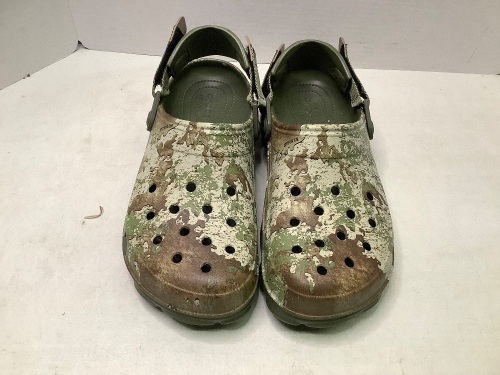 Crocs, Men's 10, Appears New - Lot 355