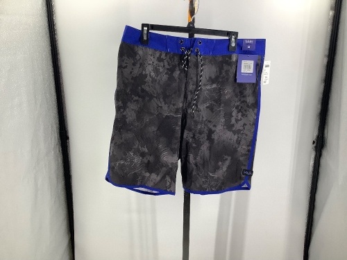 HUK Men's Fishing Shorts, 34, Appears New - Lot 417
