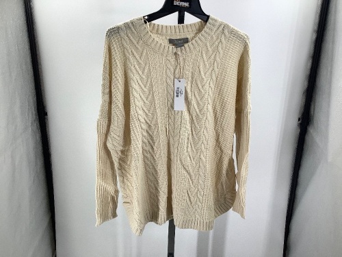 Natural Reflection Cable Pullover, Medium, Appears New - Lot 433