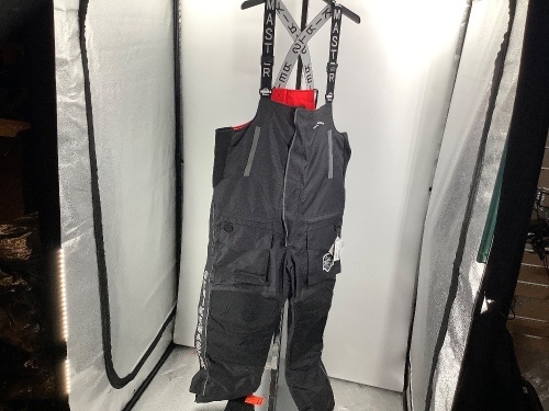 Strike Master Pro Bibx, Men's XL, Appears New - Lot 437