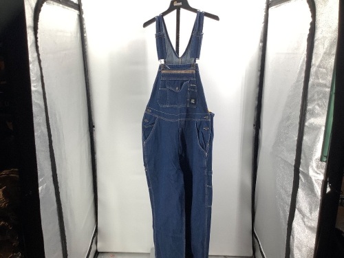 Berne Workwear Bib,40x30, Appears New - Lot 459