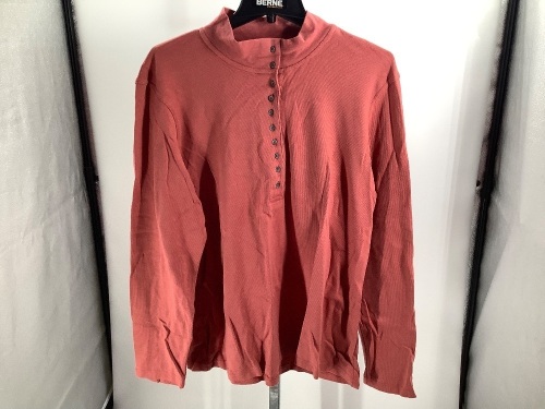 Natural Reflections 10 Button Shirt, XLarge, Appears New - Lot 544