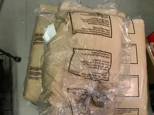 Lot of (6) Outdoor Cushions, Ecommerce Return - Lot 727