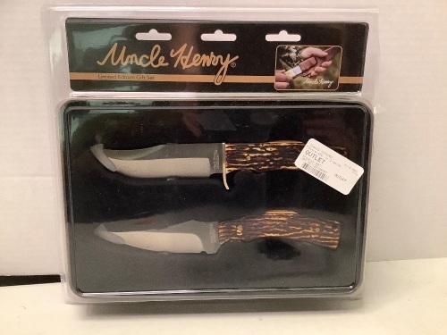 Uncle Henry Limited Edition Gift Set, Appears New - Lot 752