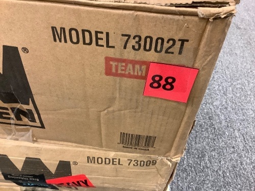 500-Pound Capacity 40 by 17-Inch Service Utility Cart - Lot 88