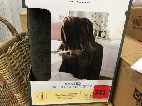 50x60in Heated Microplush Throw Blanket - Lot 741