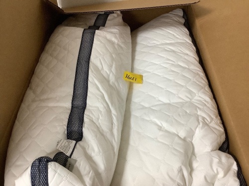 2 Pack Microfiber Neck Pillows - Lot 1641