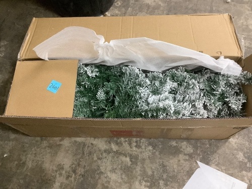 Green and White Christmas Tree - Lot 2601