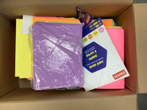 Box of Mixed Colored Paper, E-Commerce Return - Lot 158