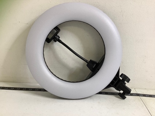 Ring Light, Untested, Appears New - Lot 259