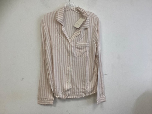 Women's Pajama Set, M, Appears New - Lot 318