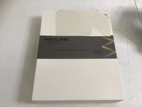 Wavlink Dual Band Gigabit WiFi Router, Powers Up, Appears New - Lot 321