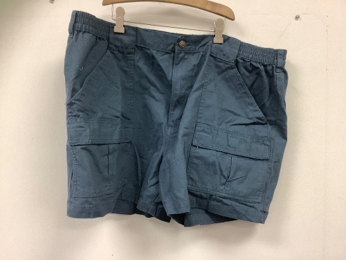 Red Head Mens Shorts, Size 44, Appears New - Lot 324