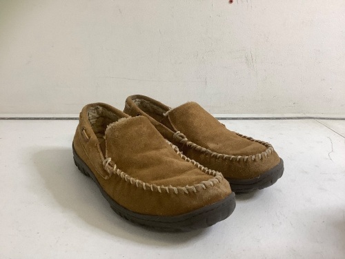 Men's Mocs, 10M, E-Commerce Return - Lot 450