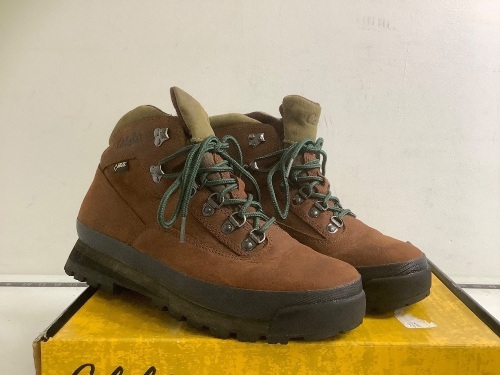 Women's Hikers, 10M, E-Commerce Return - Lot 499