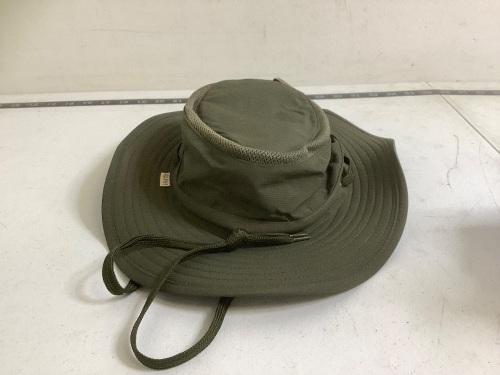 Men's Hat, M, Appears New - Lot 525