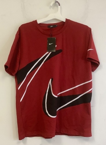Men's Nike Shirt, XL, Appears New - Lot 620